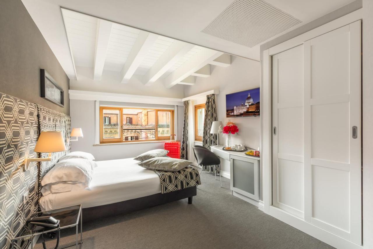 Hotel La Rovere Rome Bagian luar foto